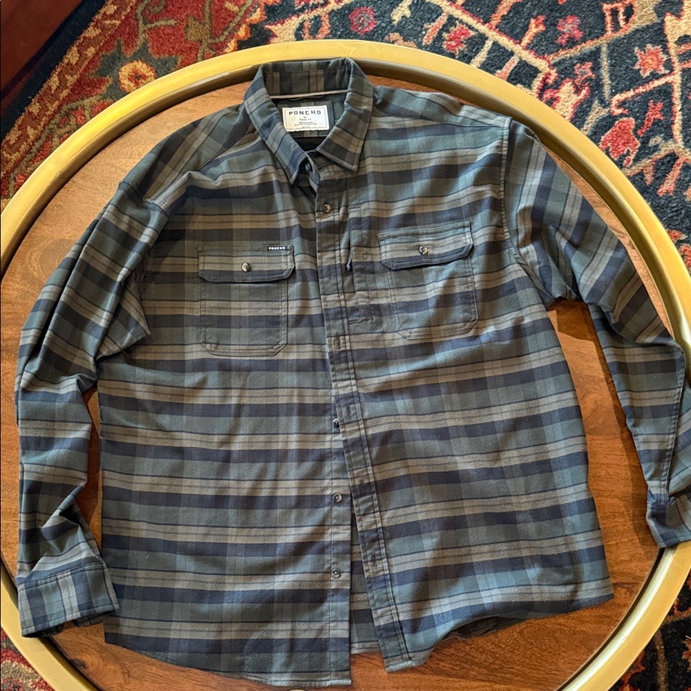 Poncho Men's Blue and Gray Plaid Casual Shirt